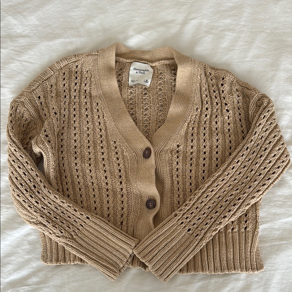 Abercrombie & Fitch Tan Cropped Cardigan Sweater - Picture 1 of 3